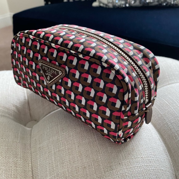 ✨SOLD!✨SALE!!!✨PRADA✨NEW!✨RARE! NYLON & LEATHER MINI BAG - Picture 3 of 15